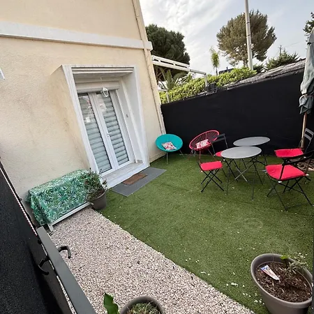 Holiday home Escapade Ensoleillee